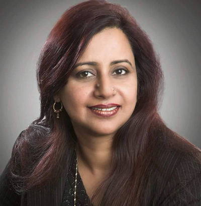 نوشی گیلانی